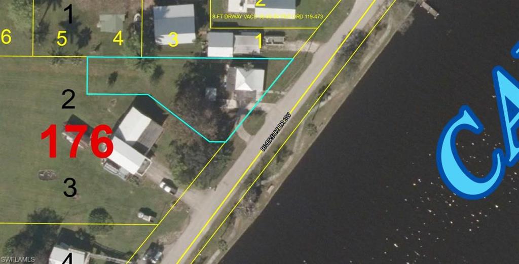 815 Riverside Dr Property Photo 1