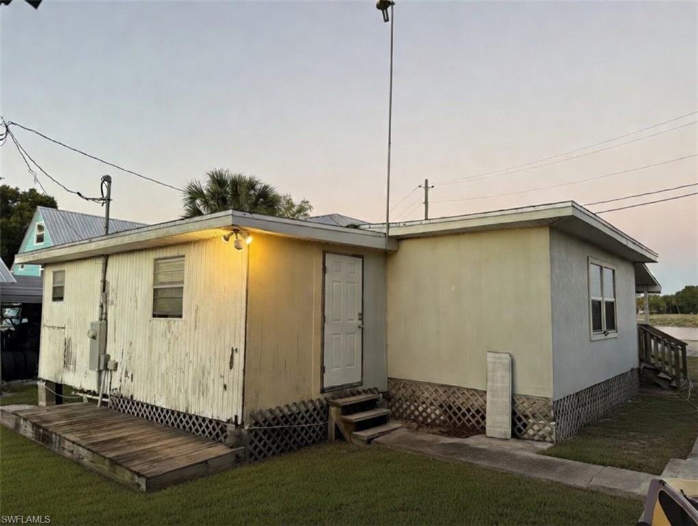 815 Riverside Dr Property Photo 4