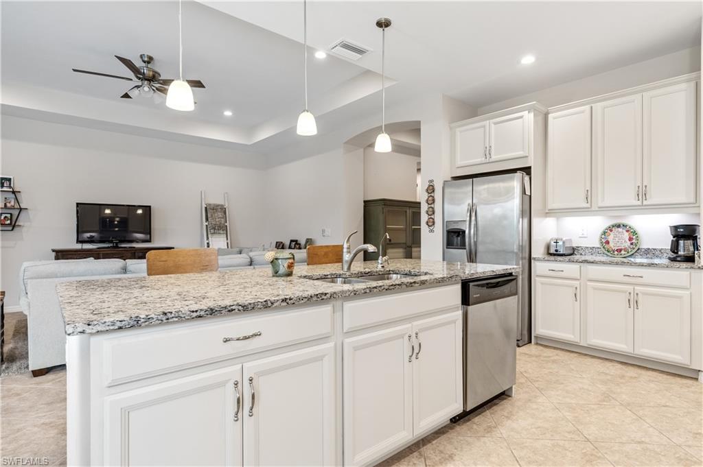 2935 Sunset Pointe Cir Property Photo 9