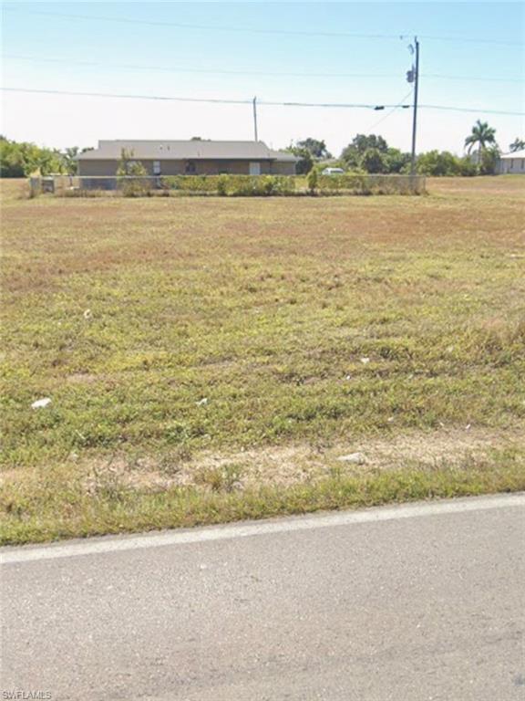 1002 Kismet Pkwy E Property Photo 1
