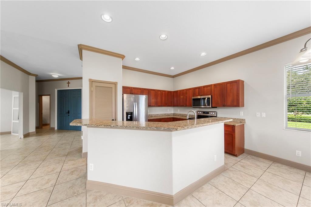 2537 Deerfield Lake Ct Property Photo 21