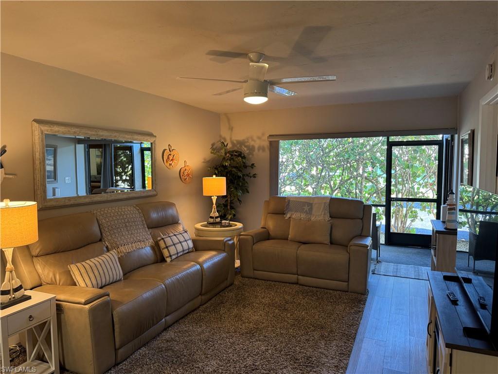 5255 Coronado Pkwy 1 Property Photo 10