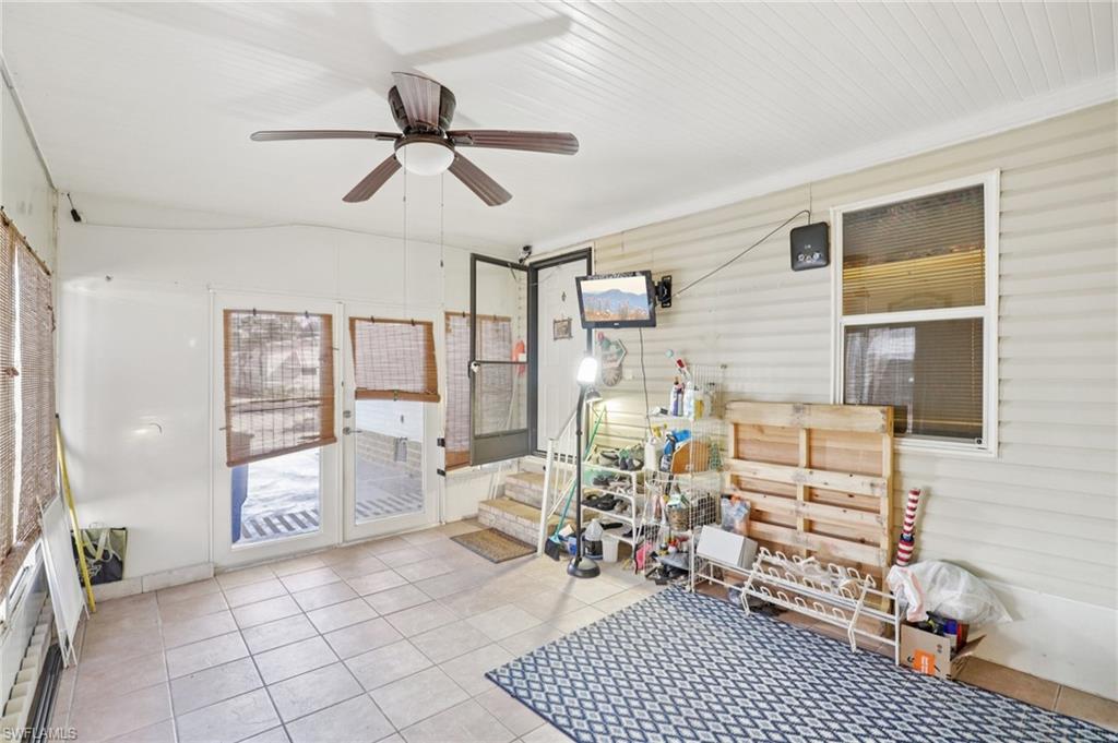 9798 Sugarberry Way Property Photo 3