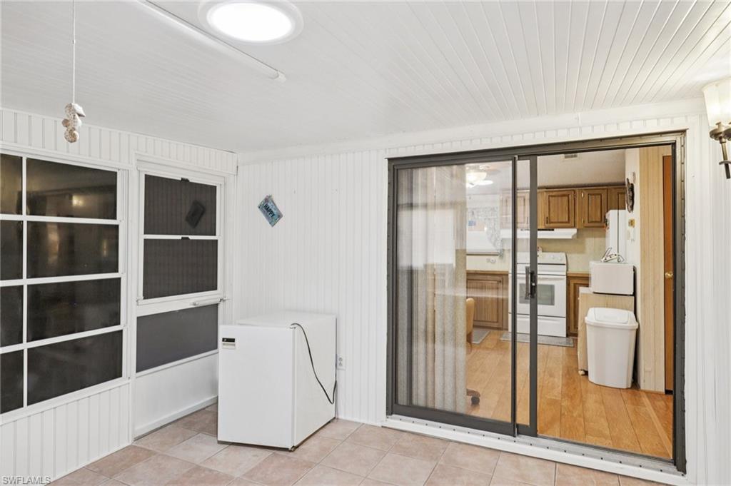 9798 Sugarberry Way Property Photo 15