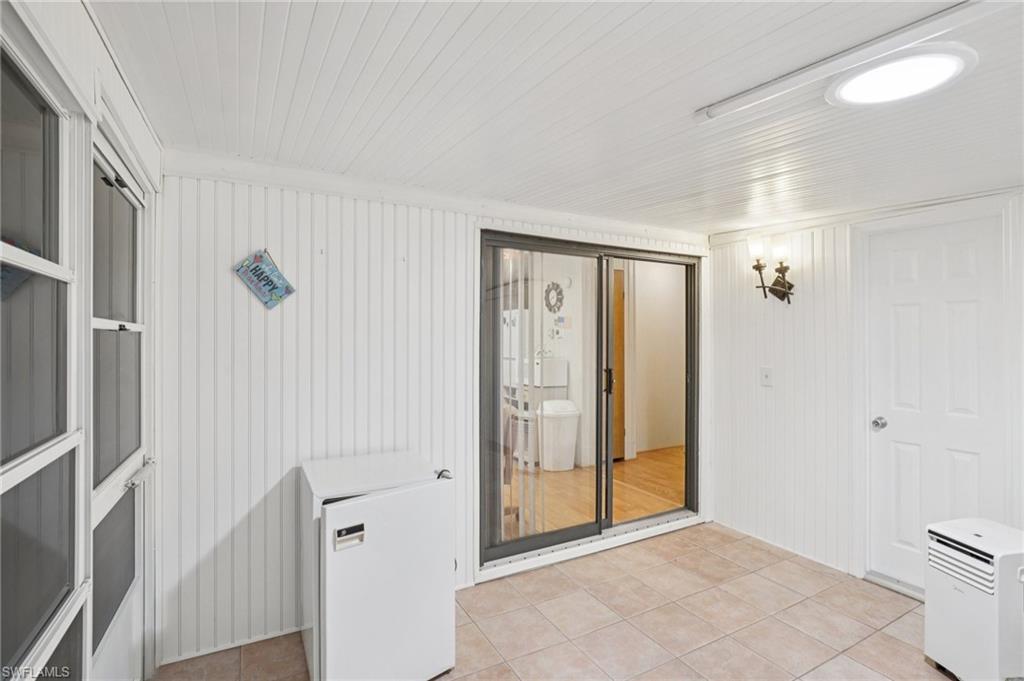 9798 Sugarberry Way Property Photo 17