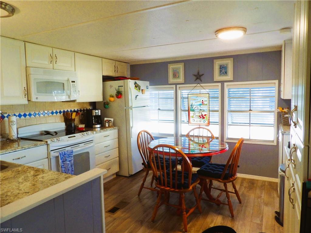 5020 Forest Park Dr Property Photo 7
