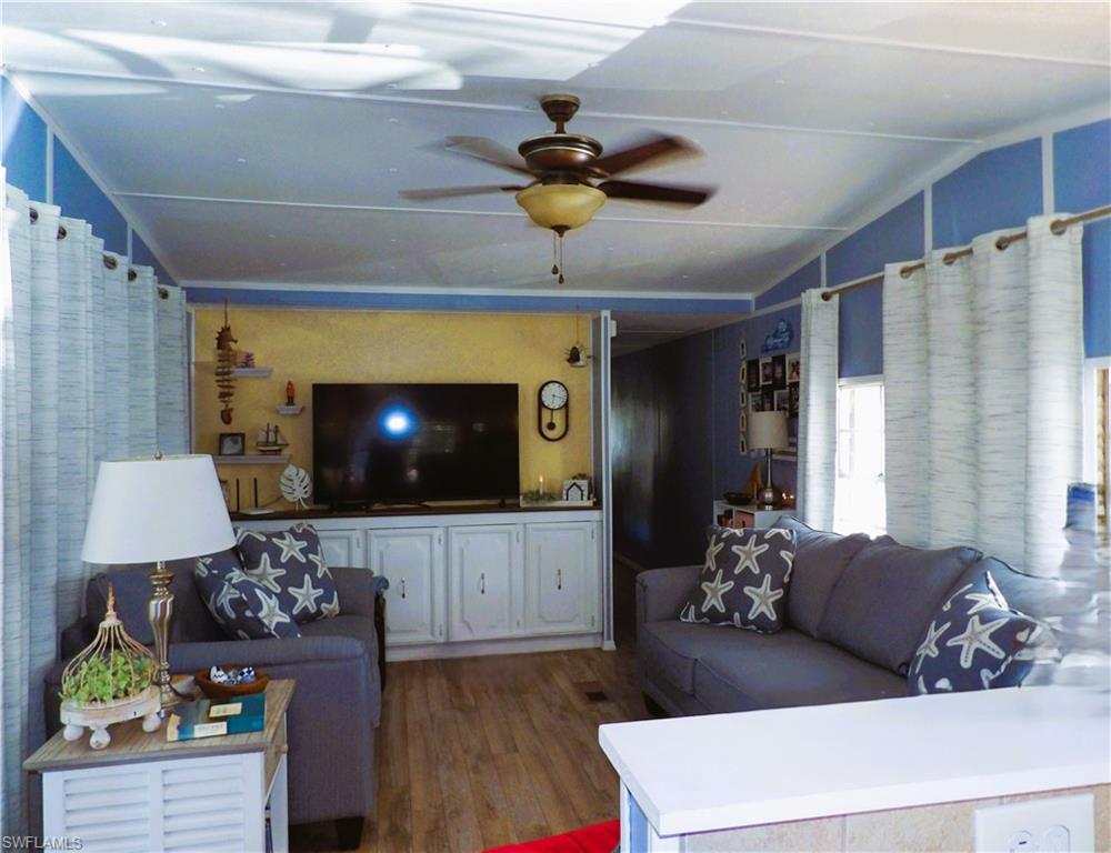 5020 Forest Park Dr Property Photo 8