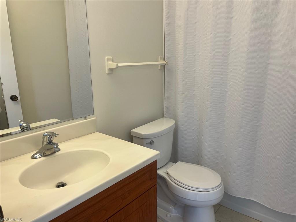 7402 Lake Breeze Dr 202 Property Photo 15