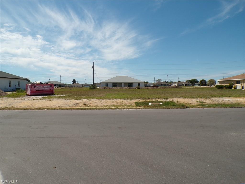 1816 Ne 8th Pl Property Photo 1