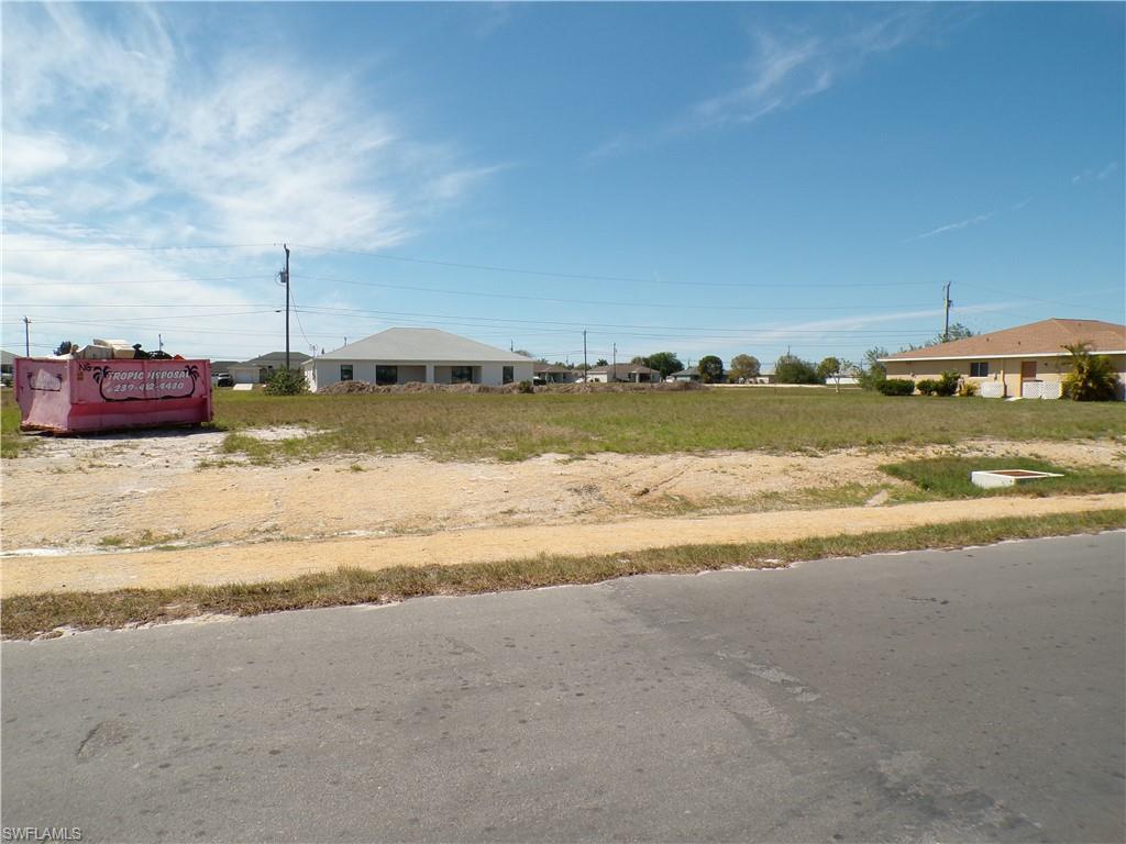 1816 Ne 8th Pl Property Photo 2