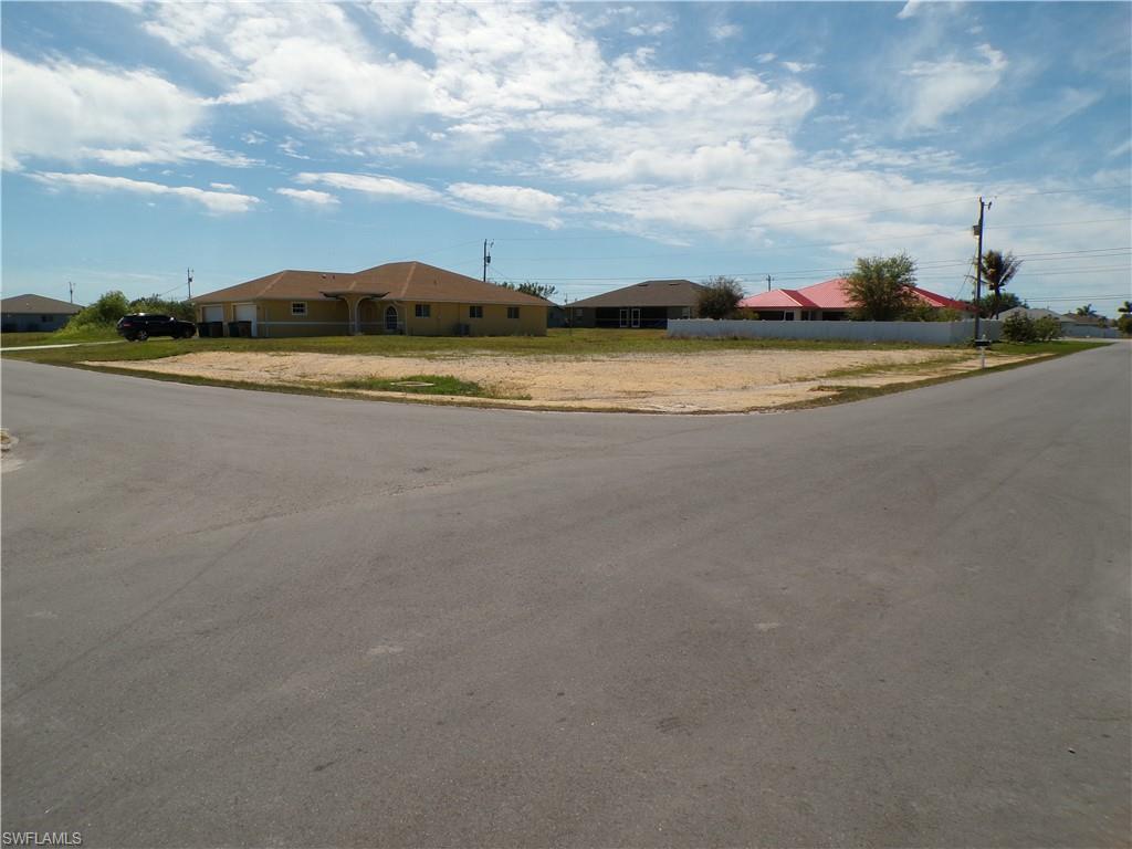 1910 Ne 8th Pl Property Photo 1