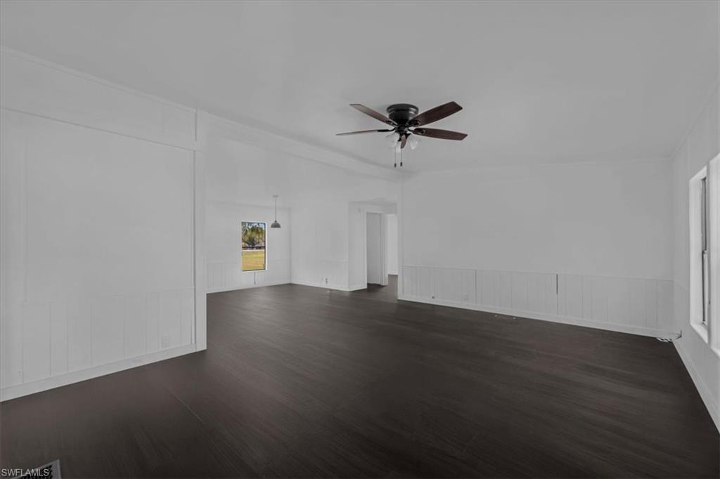 428 Avenue D Nw Property Photo 4