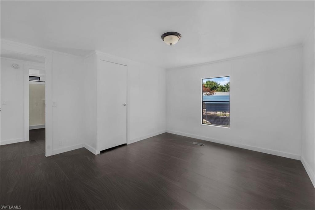 428 Avenue D Nw Property Photo 6