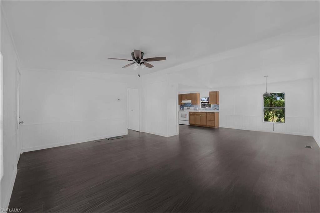 428 Avenue D Nw Property Photo 14
