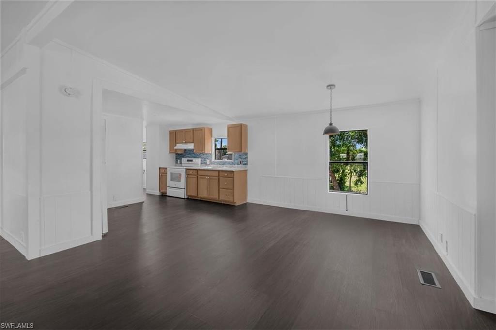 428 Avenue D Nw Property Photo 26