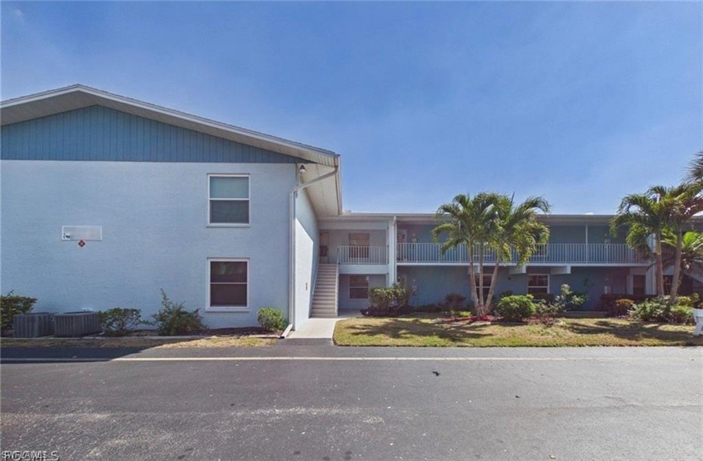 1100 Pondella Rd 703 Property Photo 2