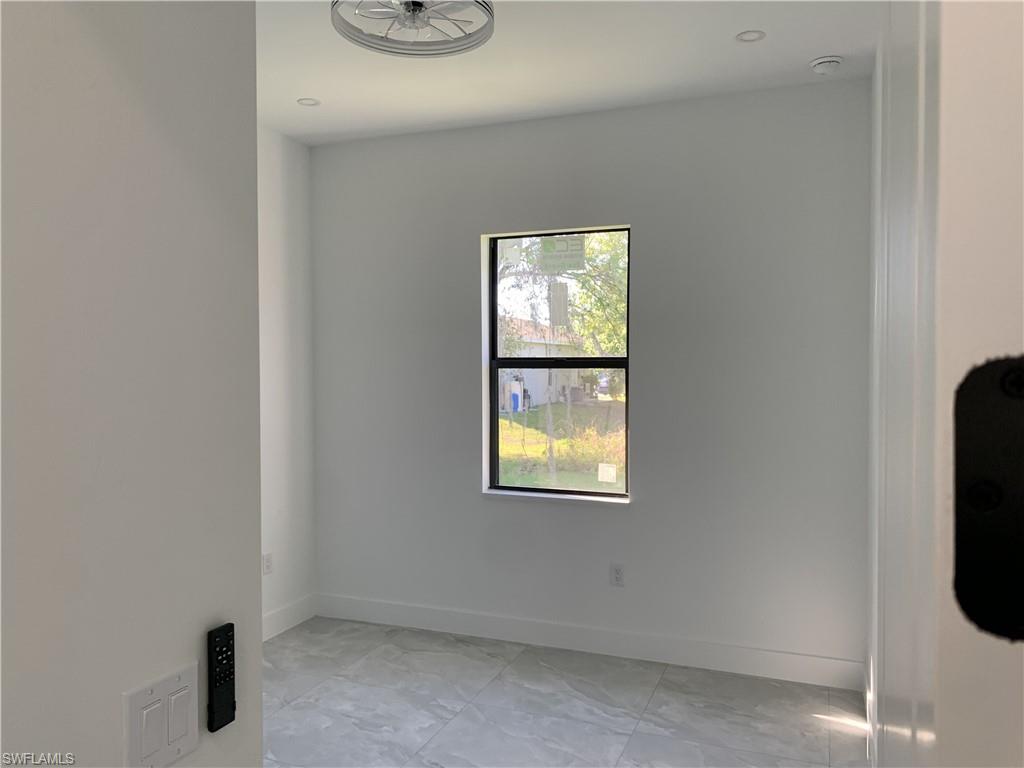 442 Redwing St Property Photo 15