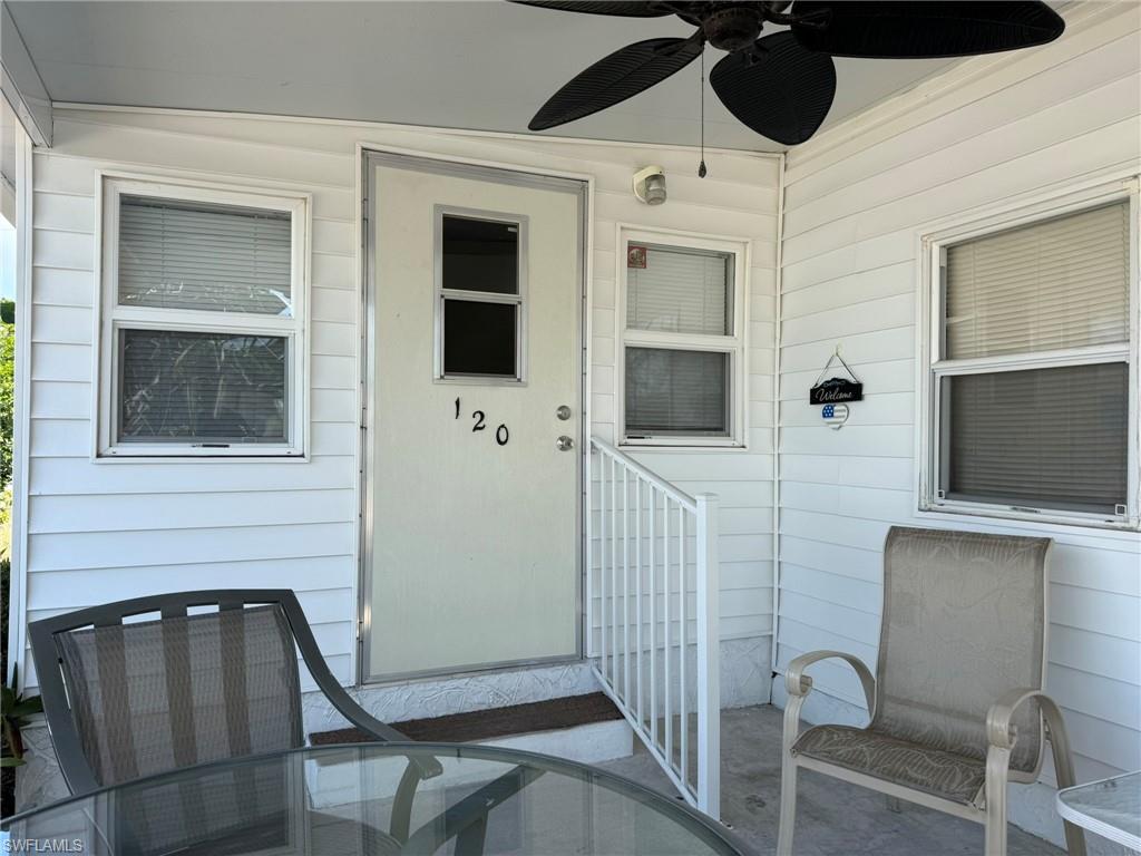 120 Lantern Pl Property Photo 5