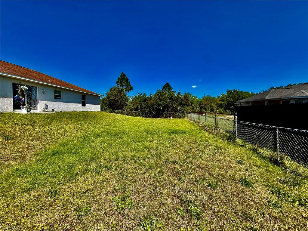 1916 Loyola Ave Property Photo 21