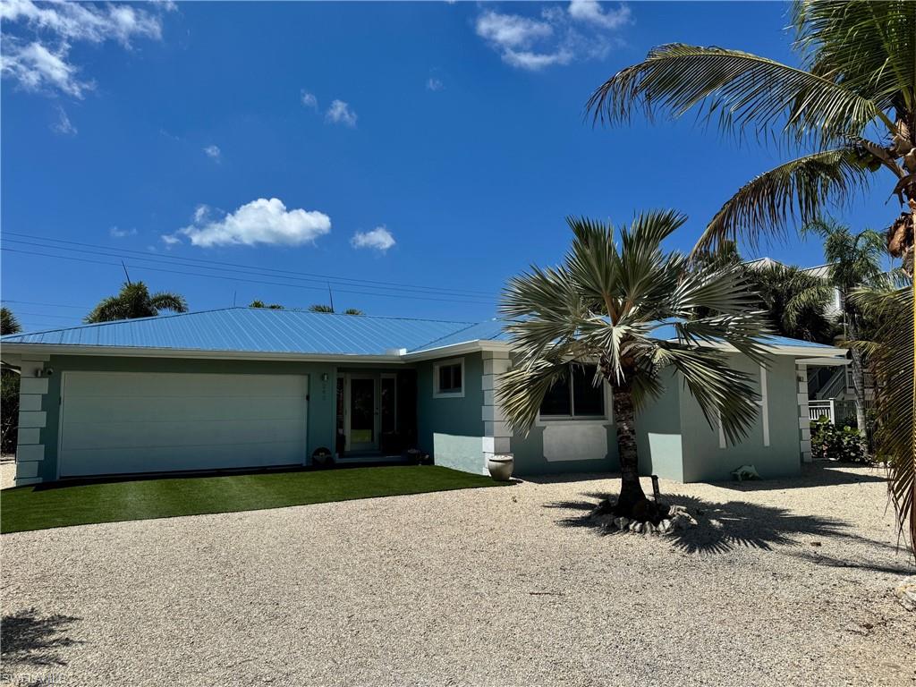 240 Southwinds Dr Property Photo 2