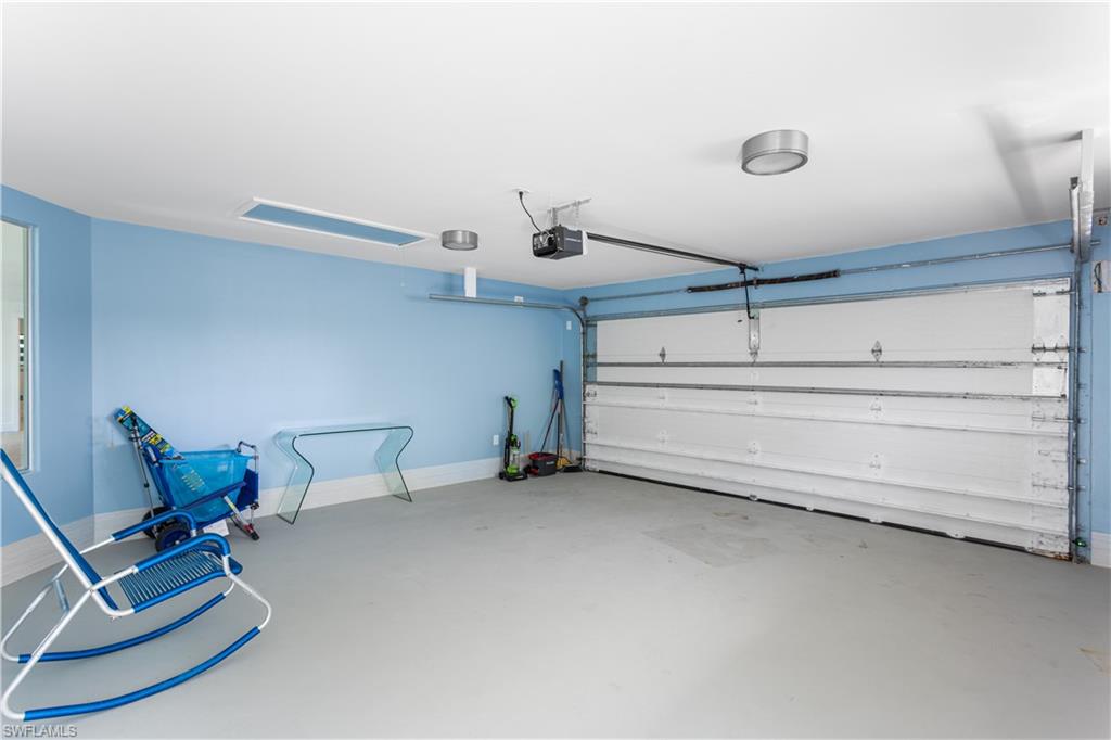 240 Southwinds Dr Property Photo 12
