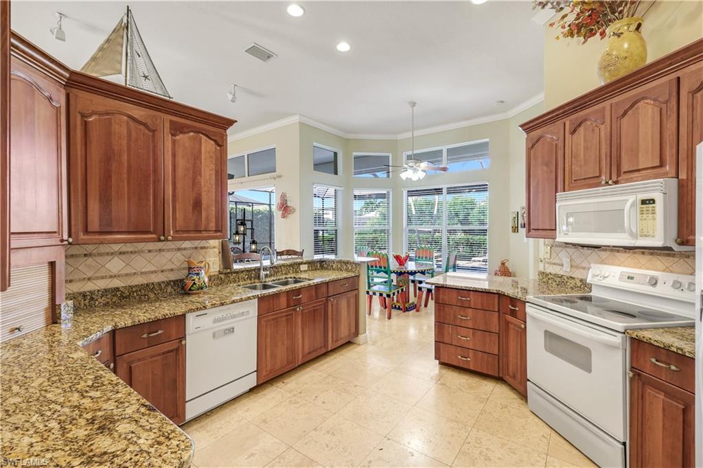 15930 Catalpa Cove Dr Property Photo 12