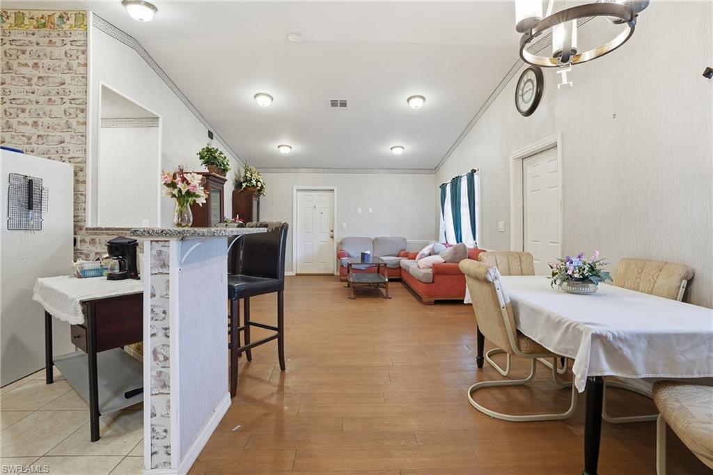 2405 Zoysia Ln Property Photo 10
