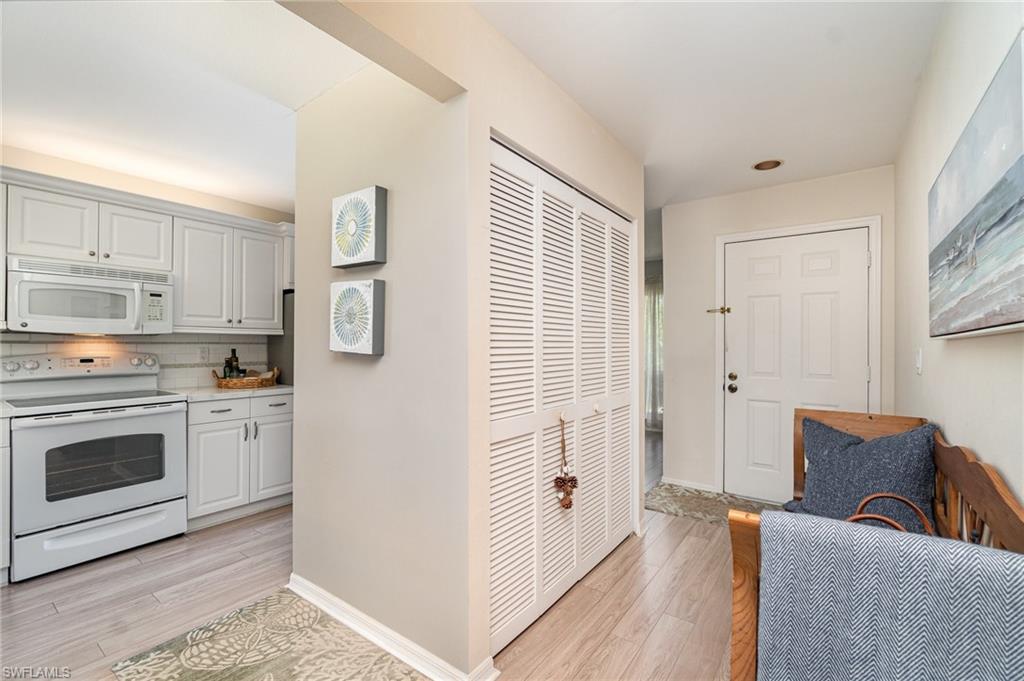 1160 Sarah Jean Cir D204 Property Photo 4