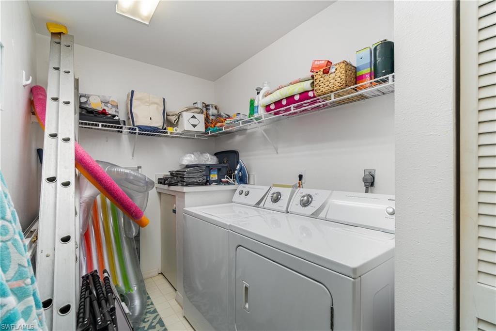1160 Sarah Jean Cir D204 Property Photo 23