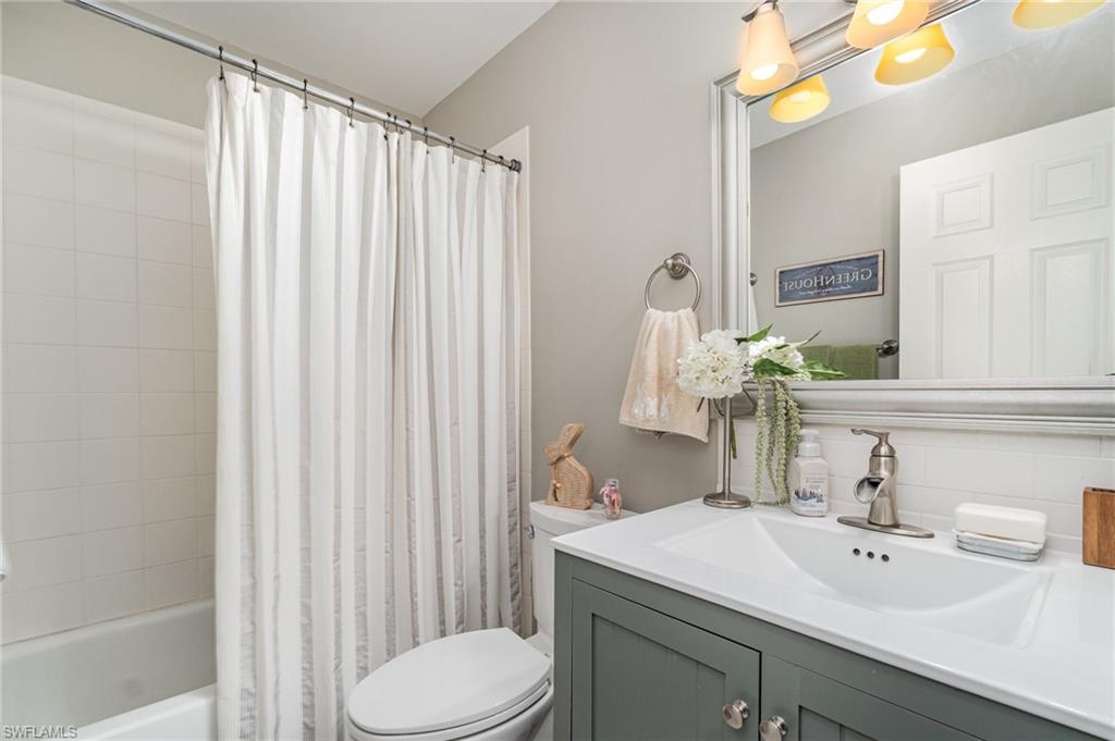 1160 Sarah Jean Cir D204 Property Photo 25
