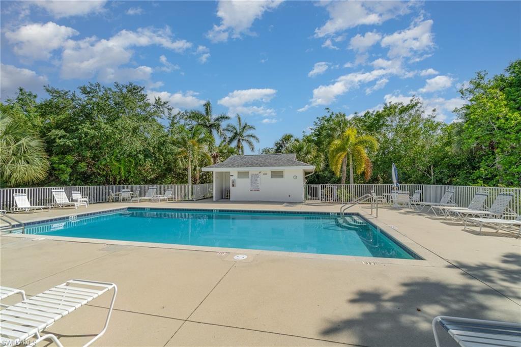 1160 Sarah Jean Cir D204 Property Photo 28