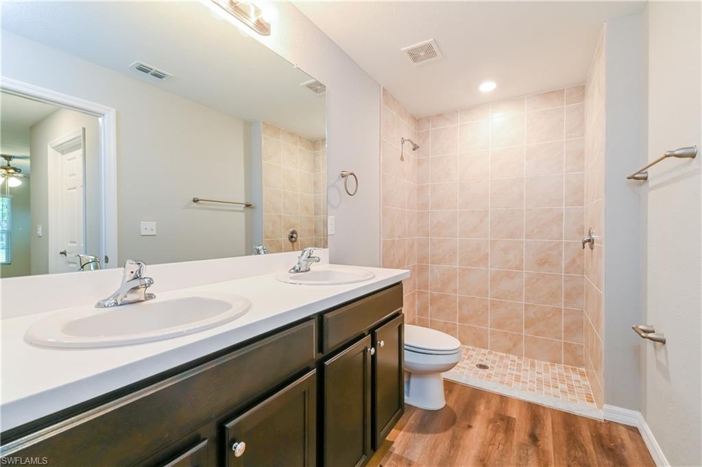 719 Sw 13th Ter Property Photo 12