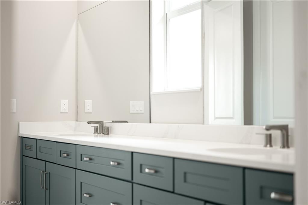 16052 Preservation Blvd Property Photo 15