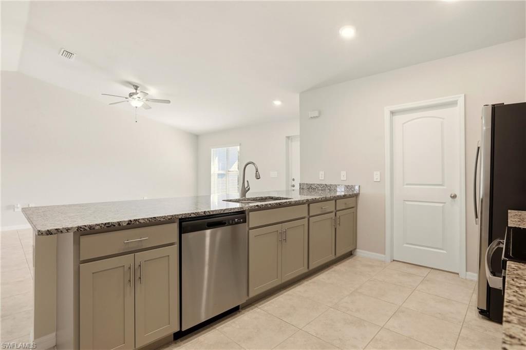 3600 Ne 20th Pl Property Photo 11