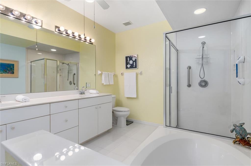 200 Harbor Walk Dr 354 Property Photo 23