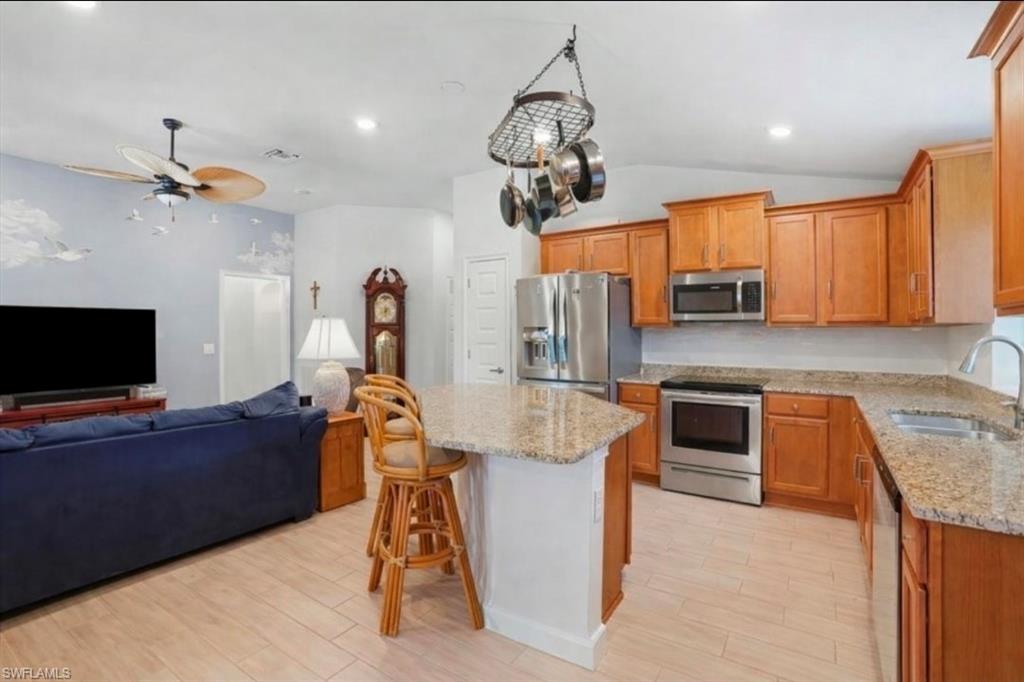 4210 Garden Blvd Property Photo 14