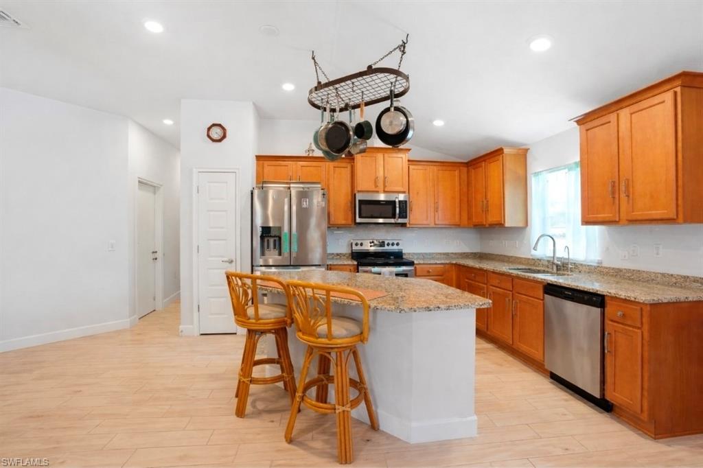 4210 Garden Blvd Property Photo 15