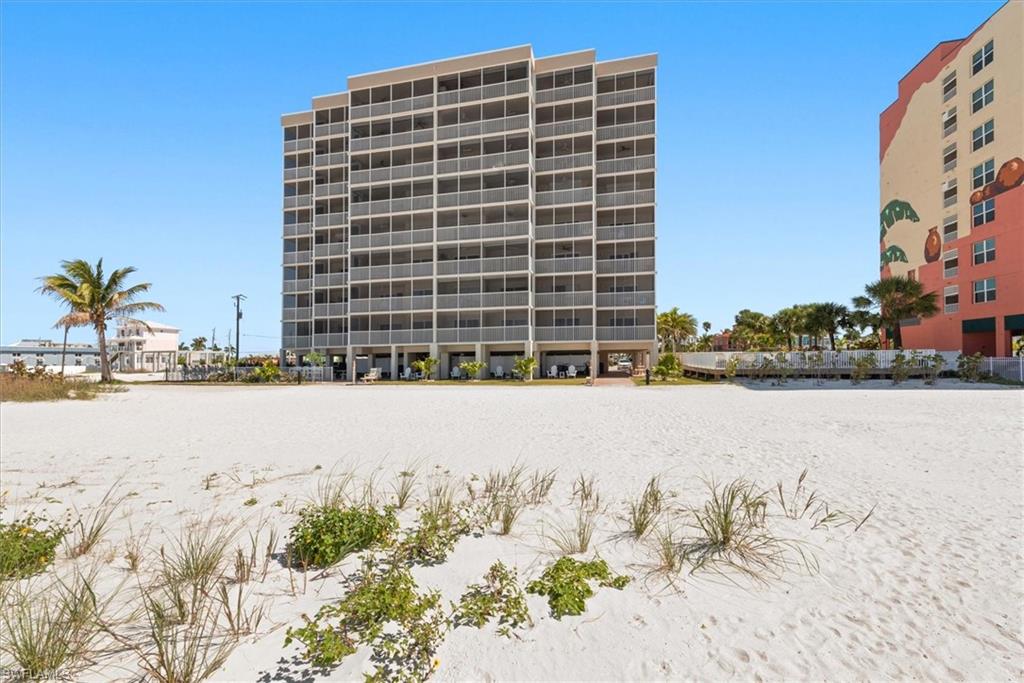 500 Estero Blvd 695 Property Photo 20