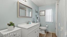 450 N Snead Dr Property Photo 5