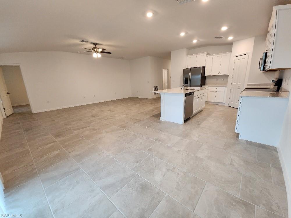 13944 Buckingham Oak Dr Property Photo 3