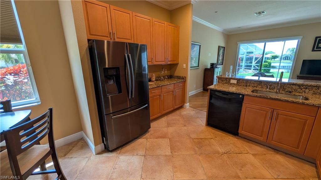 15359 Yellow Wood Dr Property Photo 10