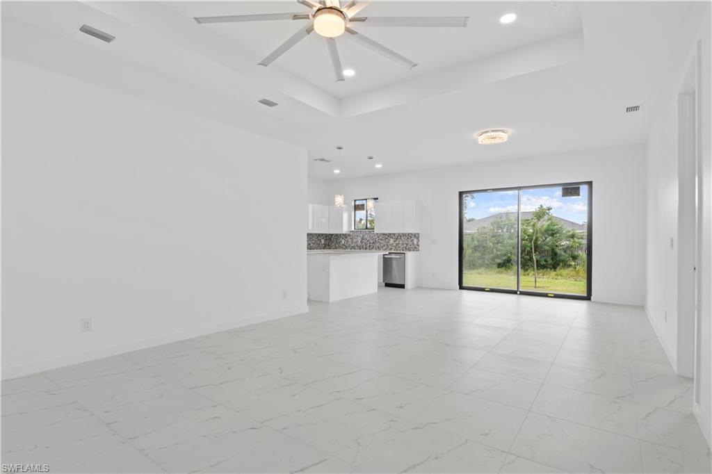 2020 Tropicana Pkwy W Property Photo 11