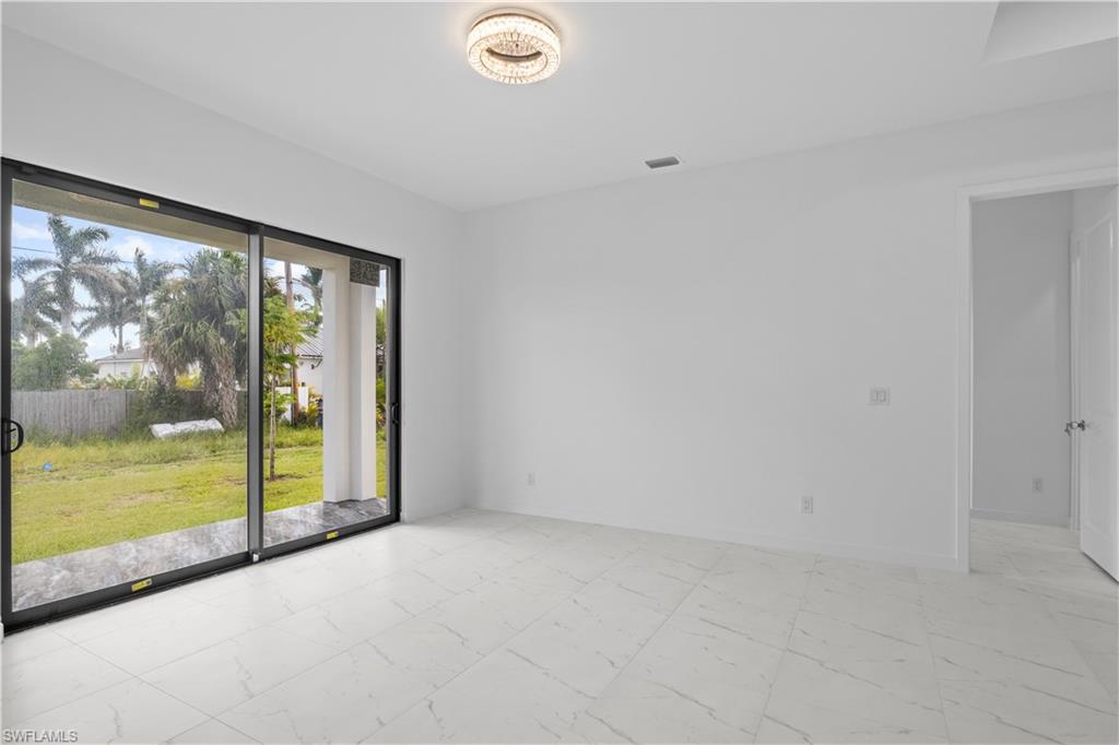 2020 Tropicana Pkwy W Property Photo 14