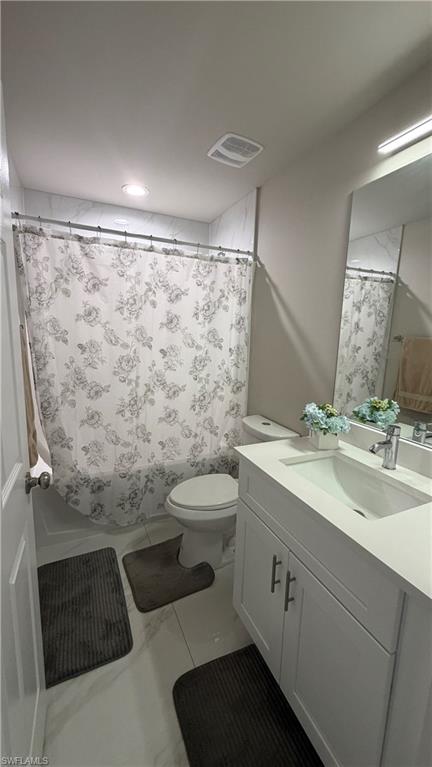 3914 9th St W Property Photo 6