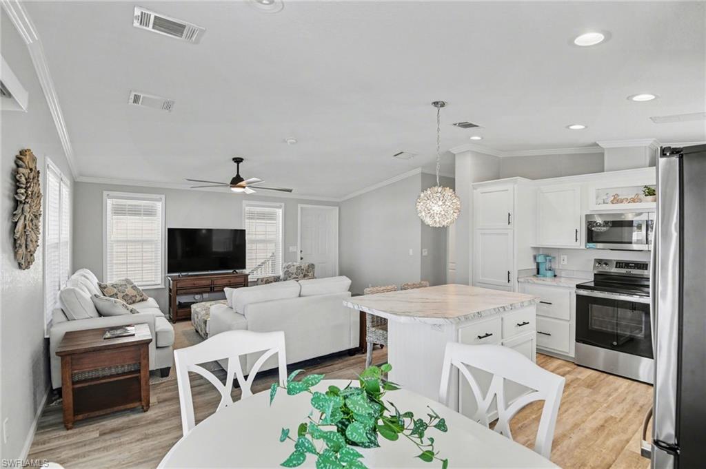 17770 Bryan Ct Property Photo 4