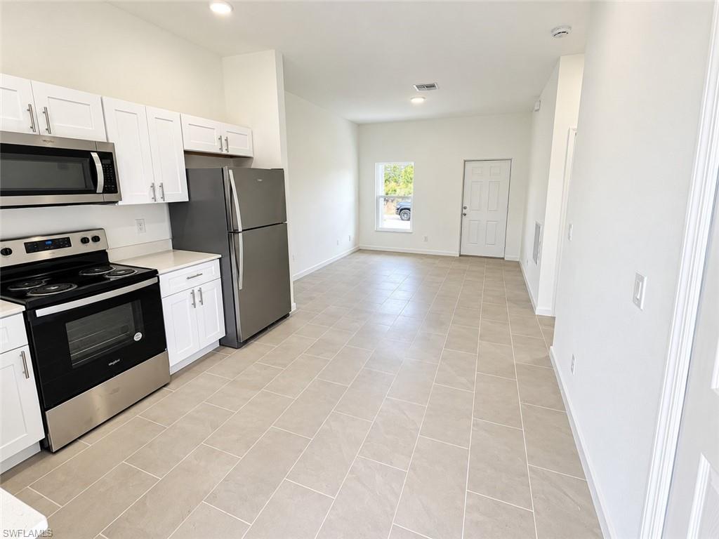 764 Santa Lucia Ave S Property Photo 4