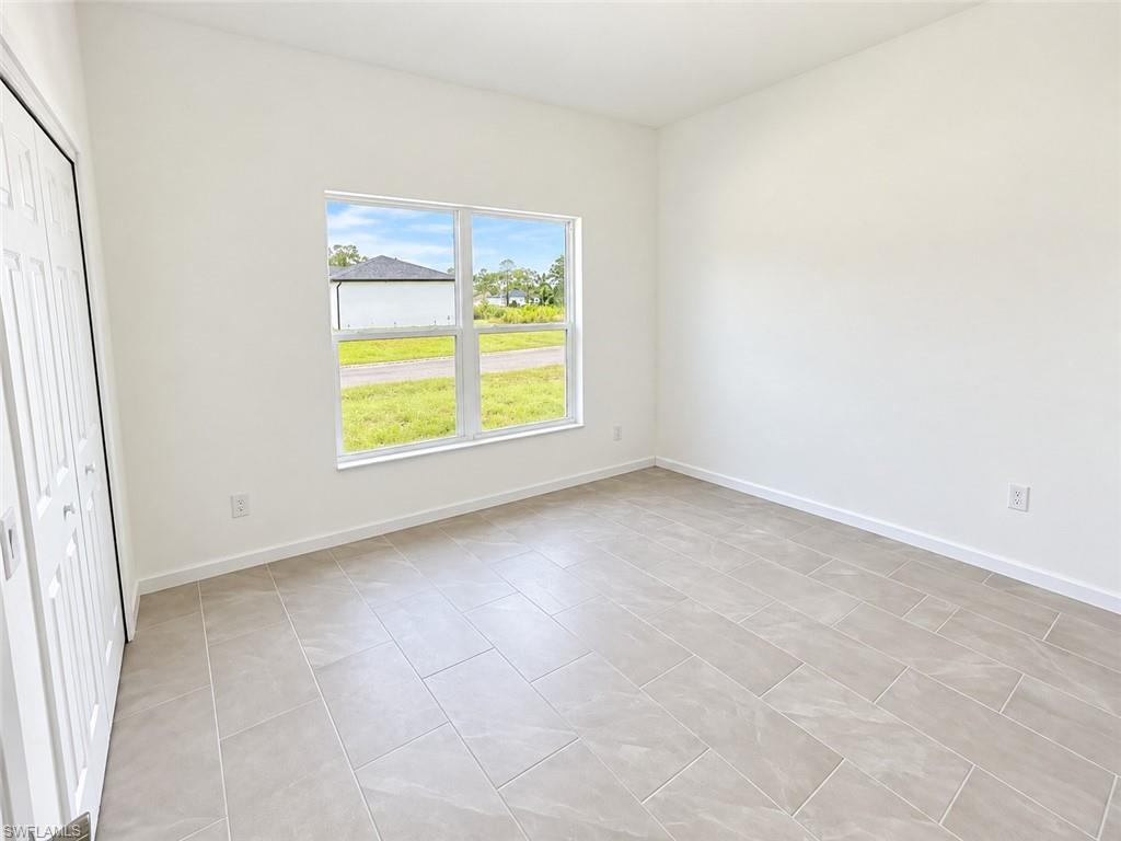 764 Santa Lucia Ave S Property Photo 8