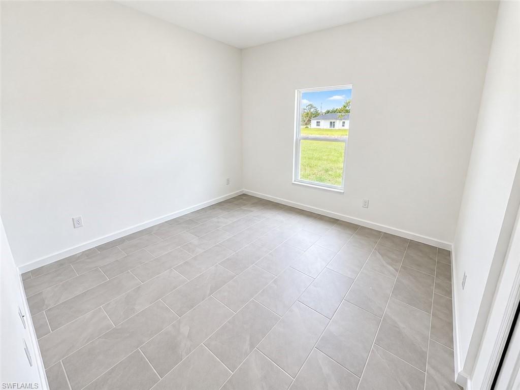 764 Santa Lucia Ave S Property Photo 11