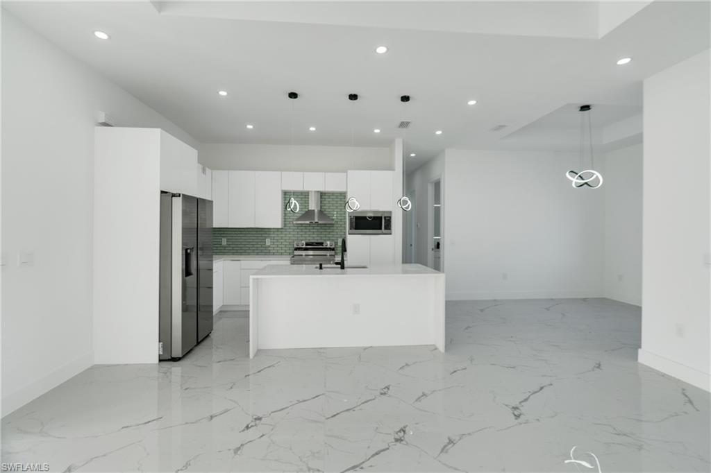 2 Se 20th Ct Property Photo 15