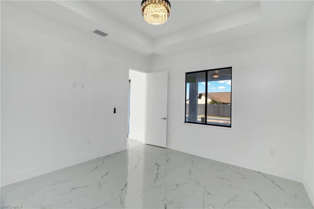 2 Se 20th Ct Property Photo 24